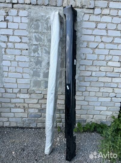 Накладка на левый порог бмв 7 F01/F02