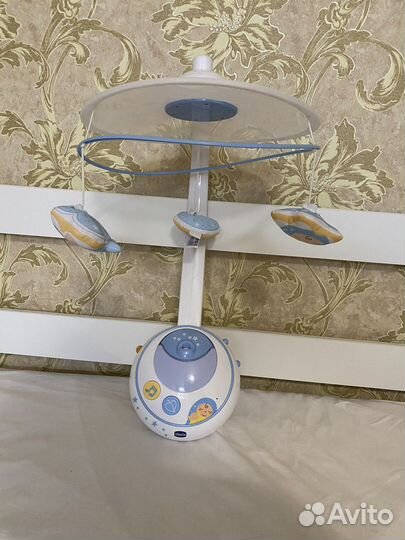 Мобиль на кроватку chicco