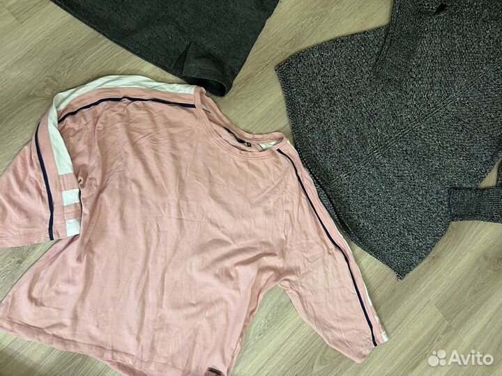 Отдам Вещи пакетом 42-44-46