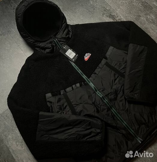 Куртка Nike