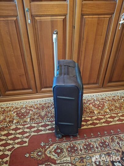 Чемодан бу размер М