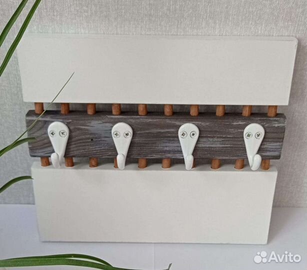 Ключница настенная