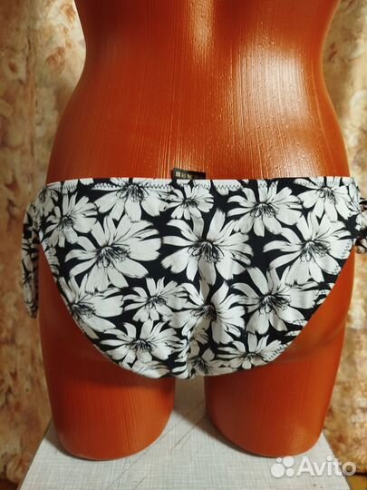 Новые плавки трусики женские от купальника 46 р