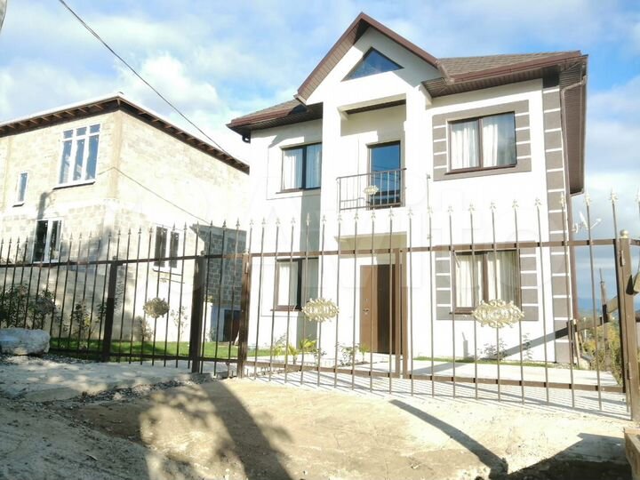 Коттедж 150 м² на участке 5 сот.