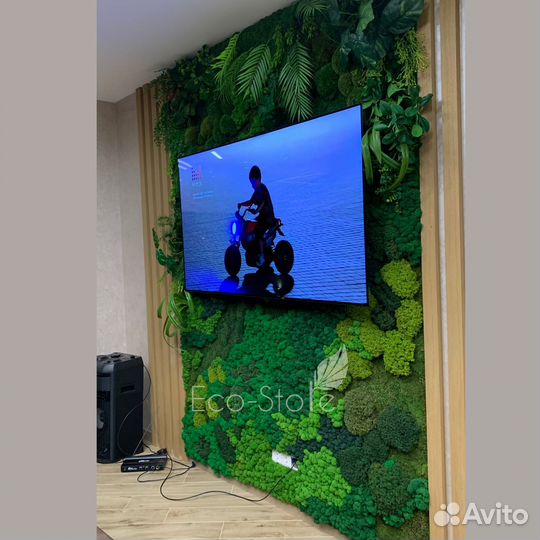 Панель из мха