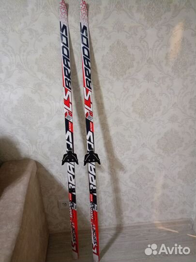 Беговые лыжи