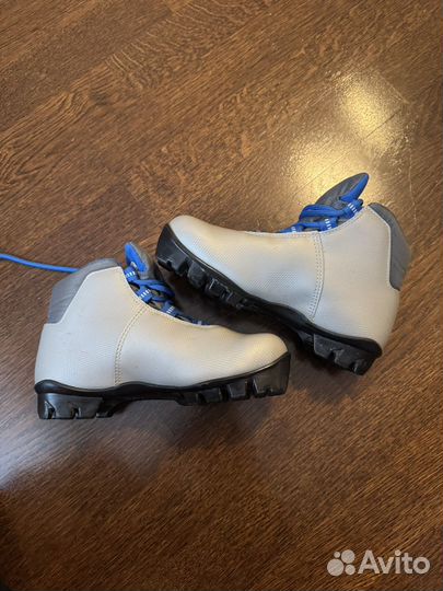 Лыжи беговые детские 140 с ботинками