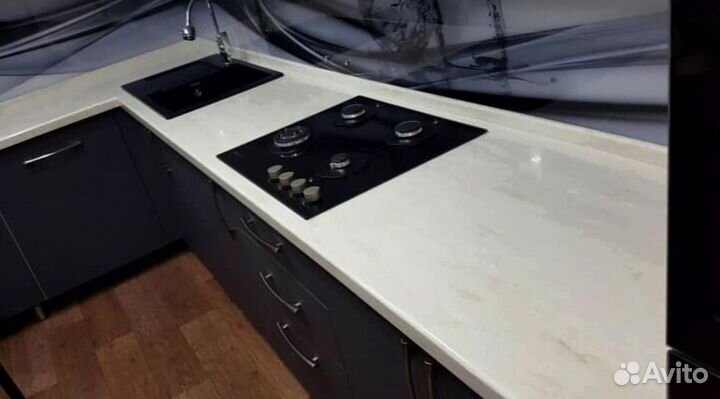 Кухонная столешница из искусственного камня