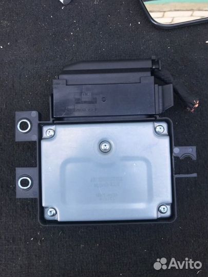 Электронный блок управления стояночным тормозом