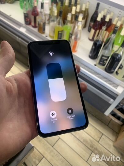 iPhone X, 64 ГБ