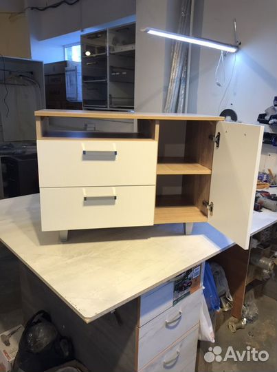 Тумба под телевизор