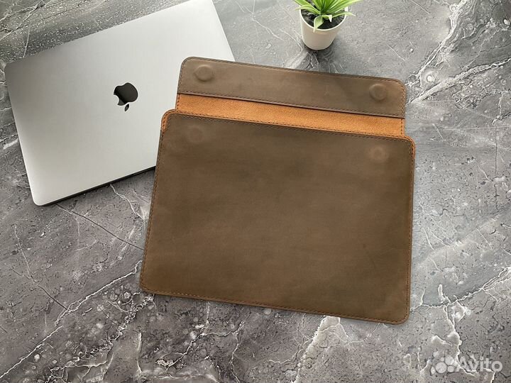 Чехол для MacBook из натуральной кожи на магнитах
