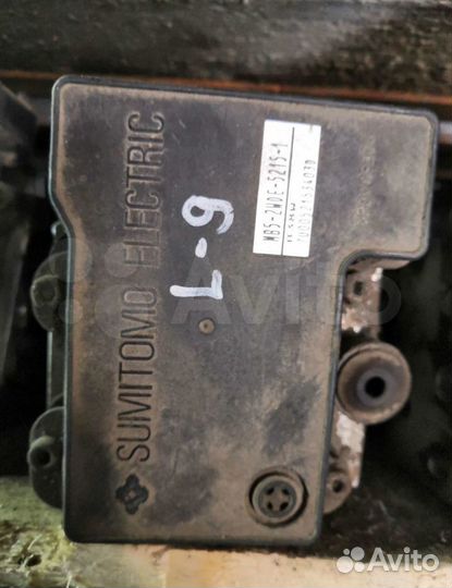 Блок абс лансер9