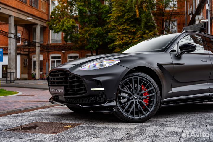 Aston Martin DBX 4.0 AT, 2023, 9 300 км