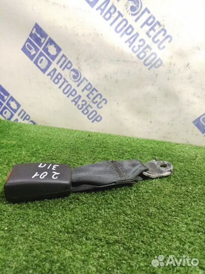 Ответная часть ремня безопасности задняя правая