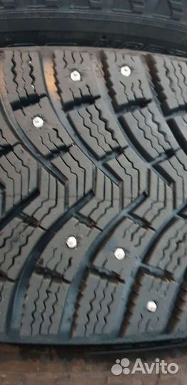 Michelin Latitude X-Ice North 2 215/50 R17 95T