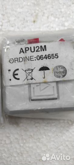 APU 2M Панель с кнопкой, двухконтактная