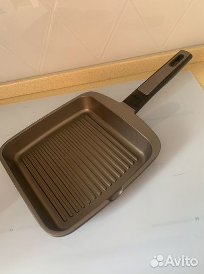 Сковорода 22 см