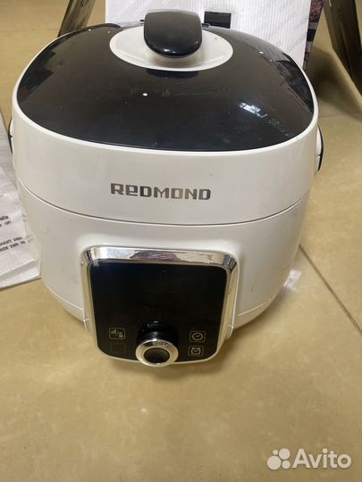 Мультиварка-скороварка redmond RMC-P470