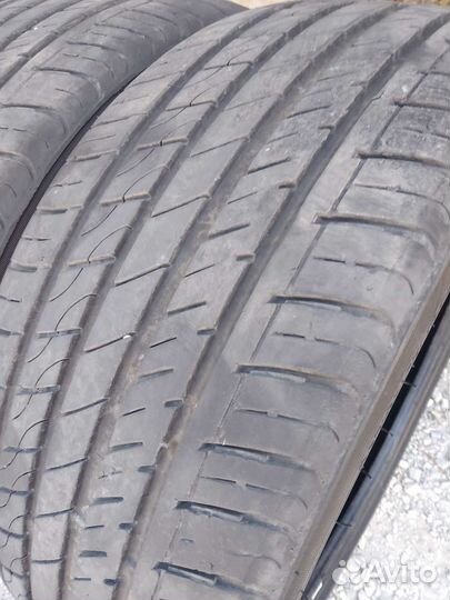 Greenland XV1 225/40 R19 93W