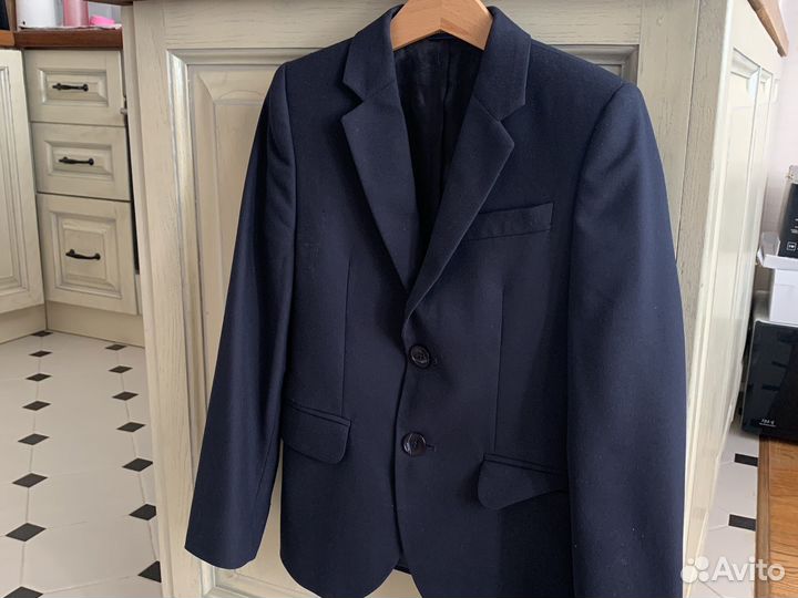 Пиджак для мальчика 128. В идеальном состоянии