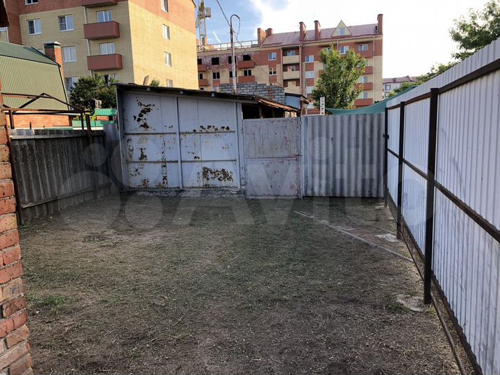 Дом 30 м² на участке 4 сот.