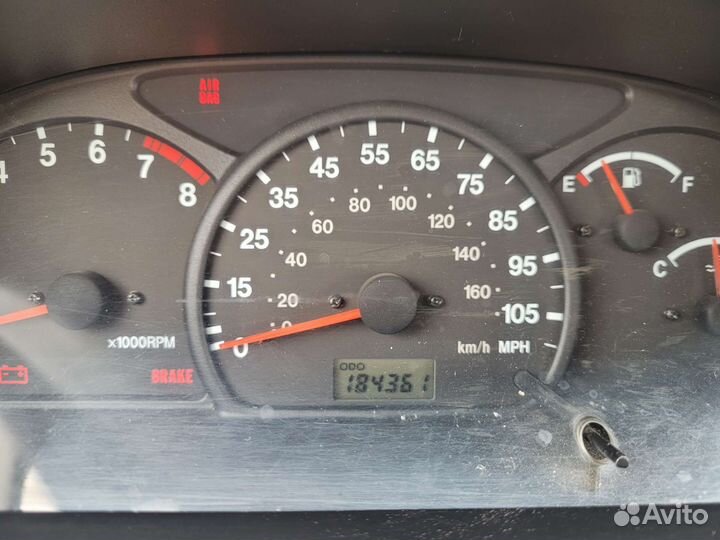 Suzuki Grand Vitara 2.5 AT, 2001, 296 700 км