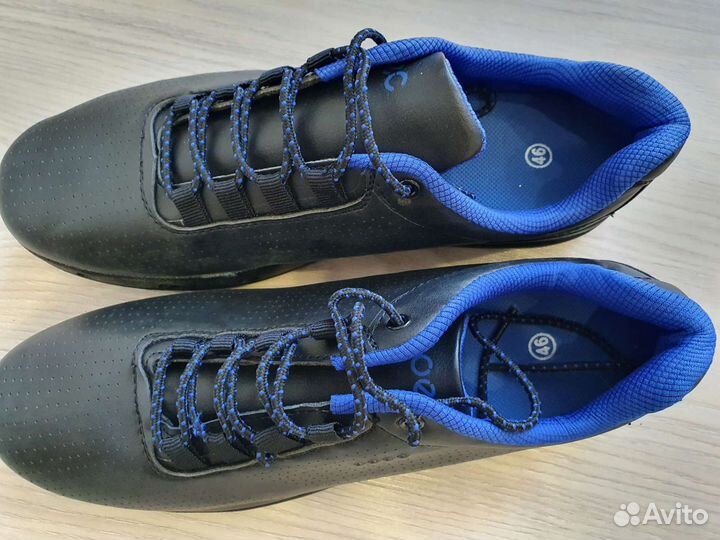Кроссовки мужские новые