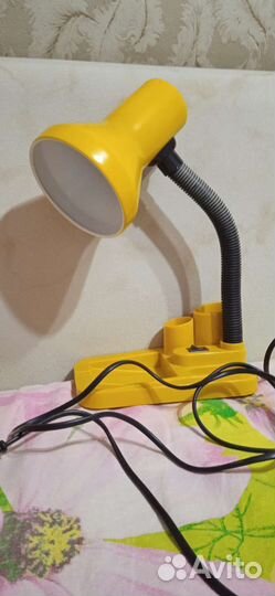 Лампа настольная