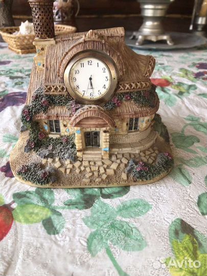 Фарфоровые часы