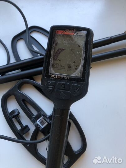 Металлоискатель Quest X10 PRO