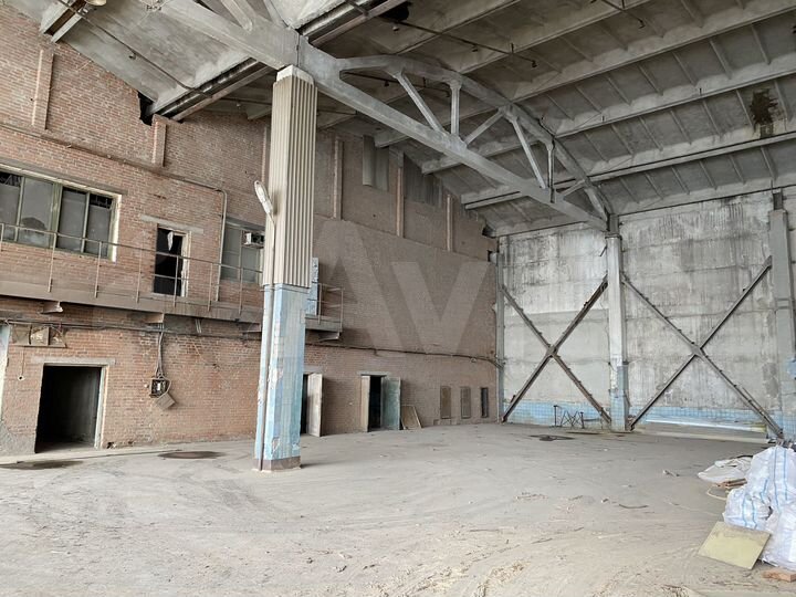 Склад, 2100 м²