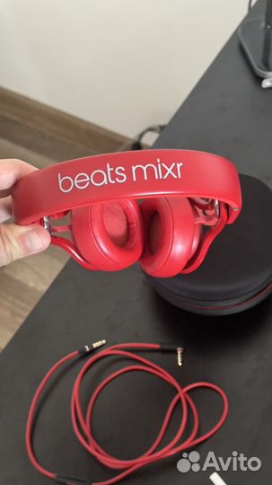 Наушники Beats Mixr