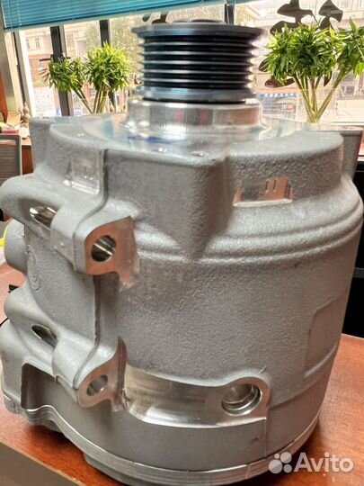 Стартер-Генератор на Audi A8 d5 48 вольт