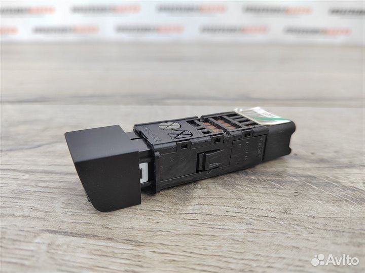 Кнопка обогрева заднего стекла Hyundai Getz