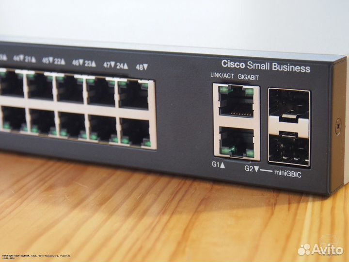 Коммутатор Cisco SF200-48