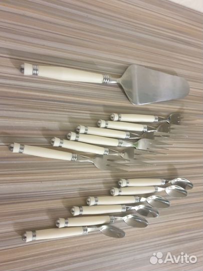 Набор приборов для десерта