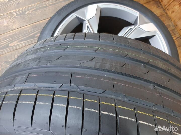 R22 Hankook Ventus S1 Evo3 SUV K127A 285/35, PCD 5x112 DIA 66.6