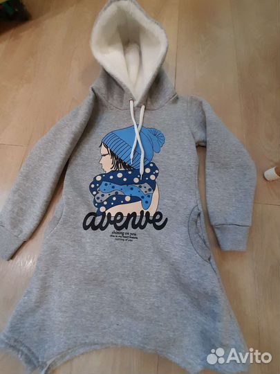 Толстовка туника 5-6 лет. Новая