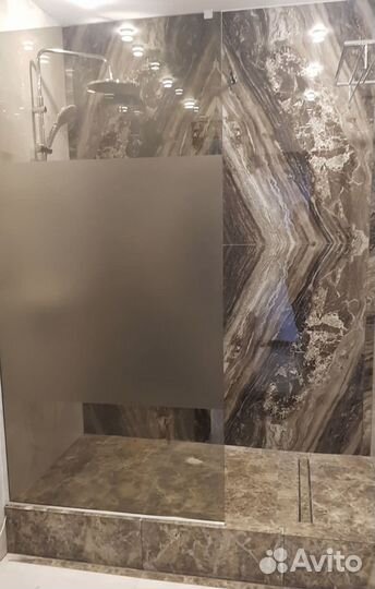 Установка душевых кабин