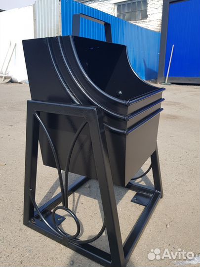 Урна металлическая для мусора