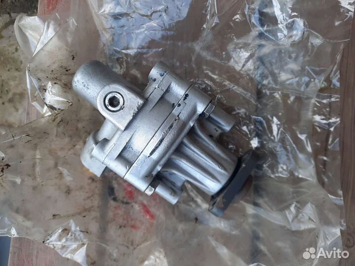 Насос гур audi 100 c4