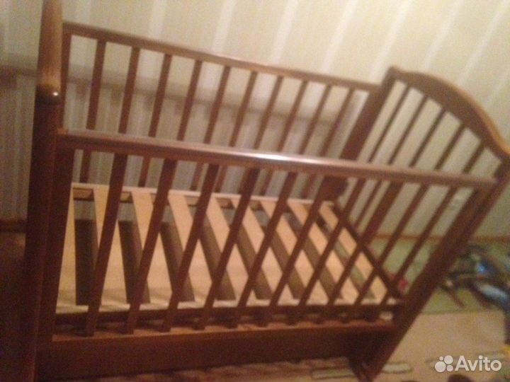 Детская кроватка