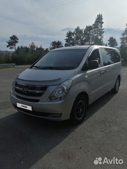 Hyundai Grand Starex 2.5 AT, 2009, 230 000 км