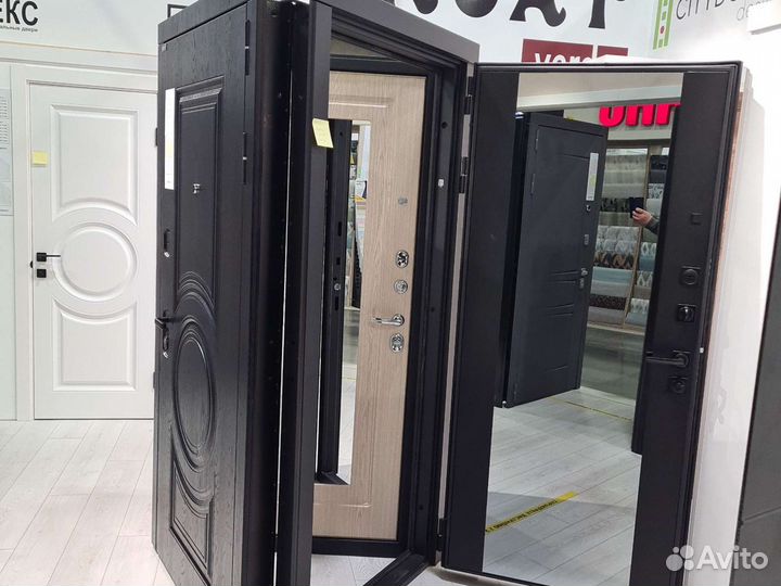 Дверь входная металлическая новая