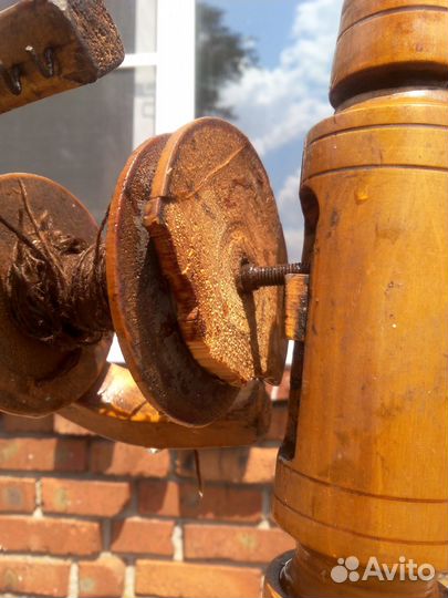 Деревянная прялка