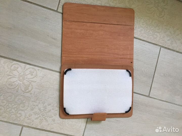 Чехол на планшет