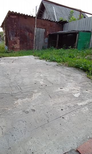 Дом 32 м² на участке 6 сот.