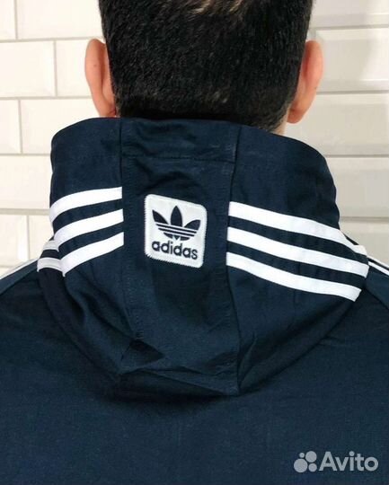 Спортивный костюм adidas