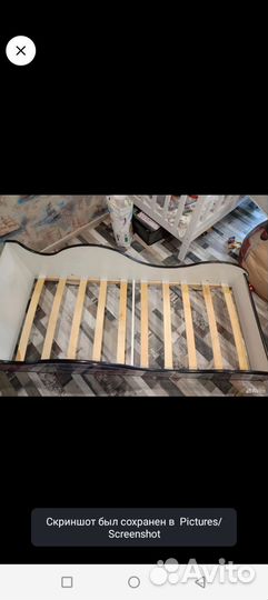 Детская кровать машина